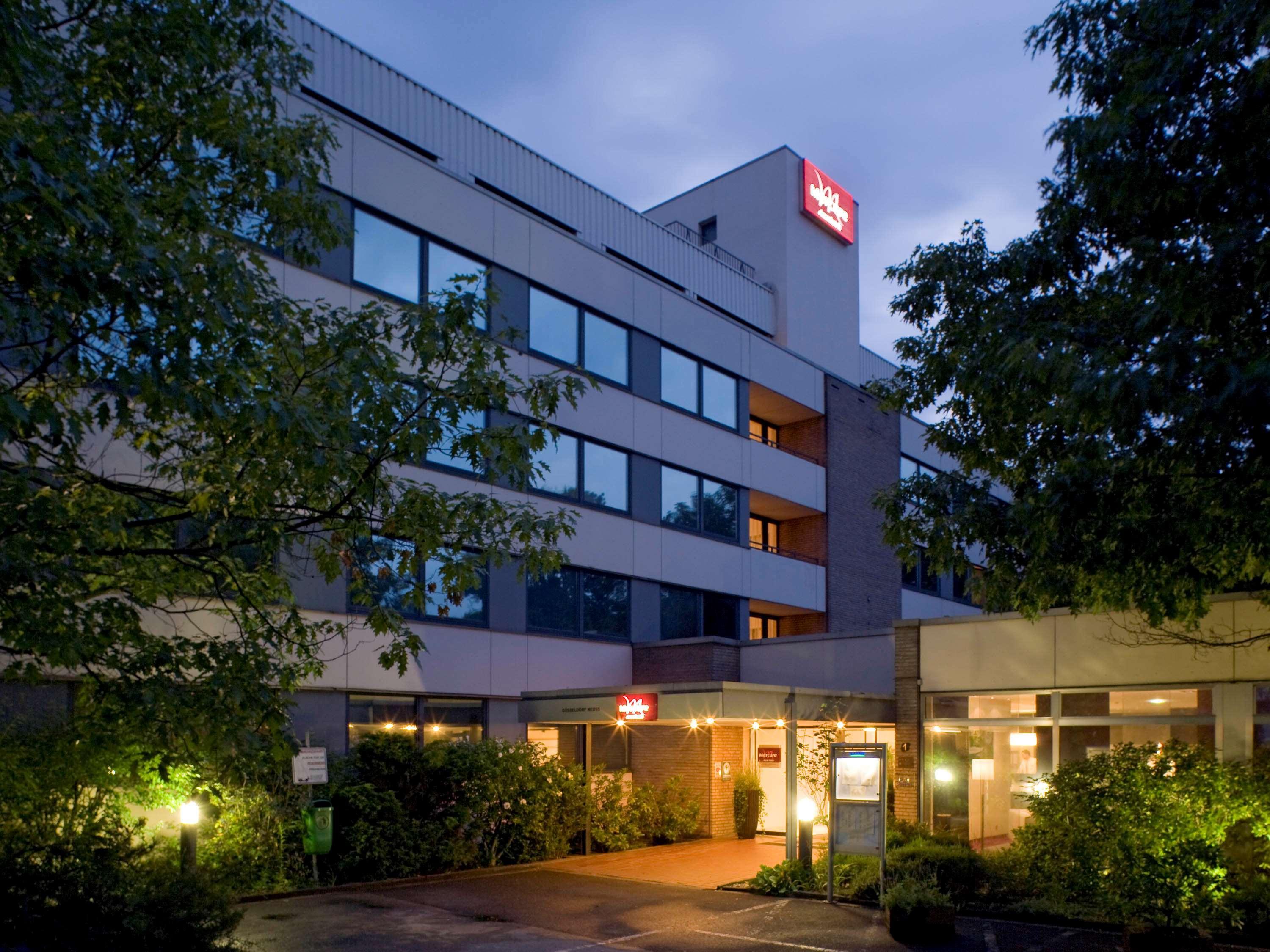 Mercure Hotel Duesseldorf ניאוס מראה חיצוני תמונה